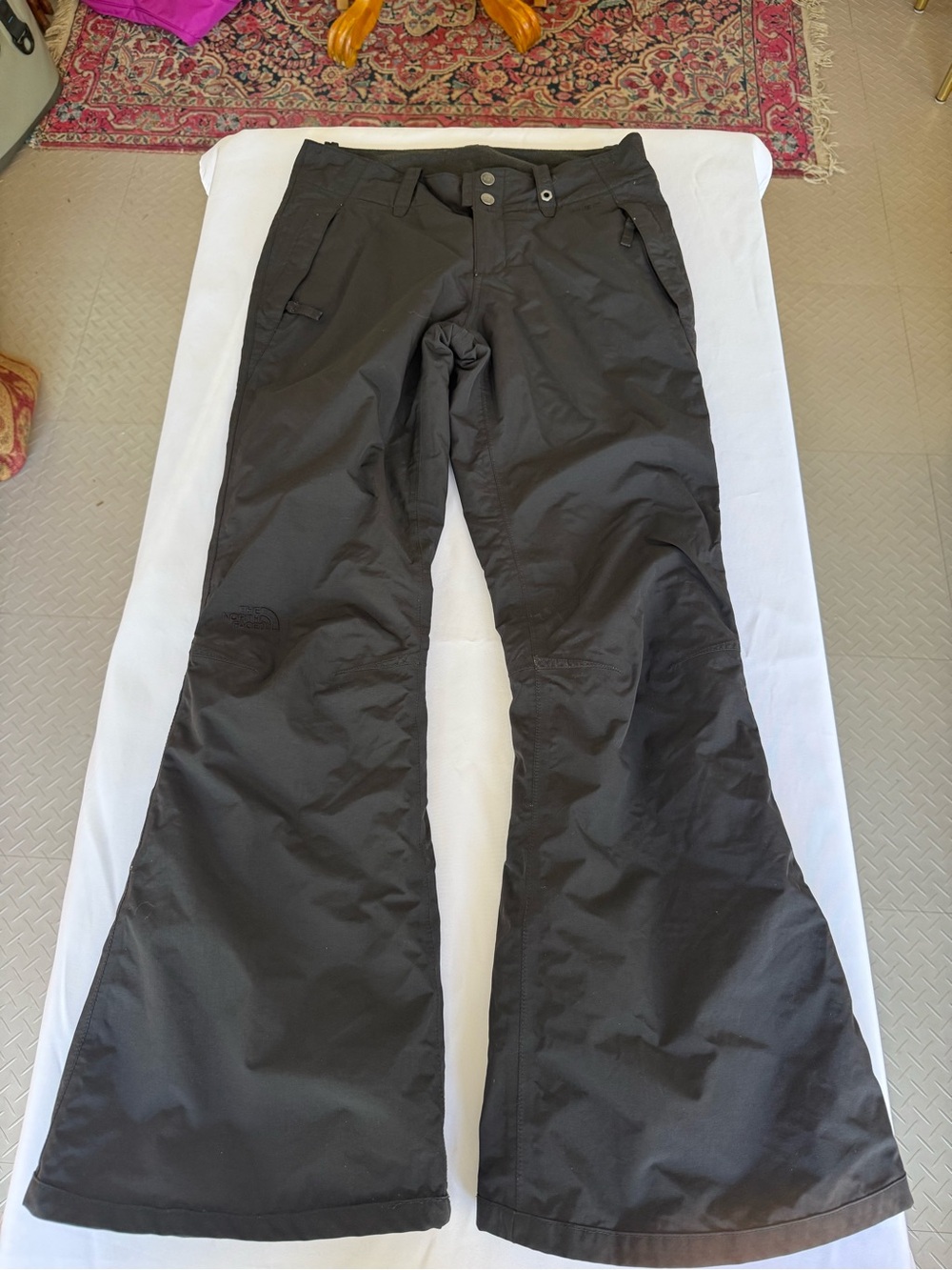 The North Face women’s Hyvent snow ski pants
